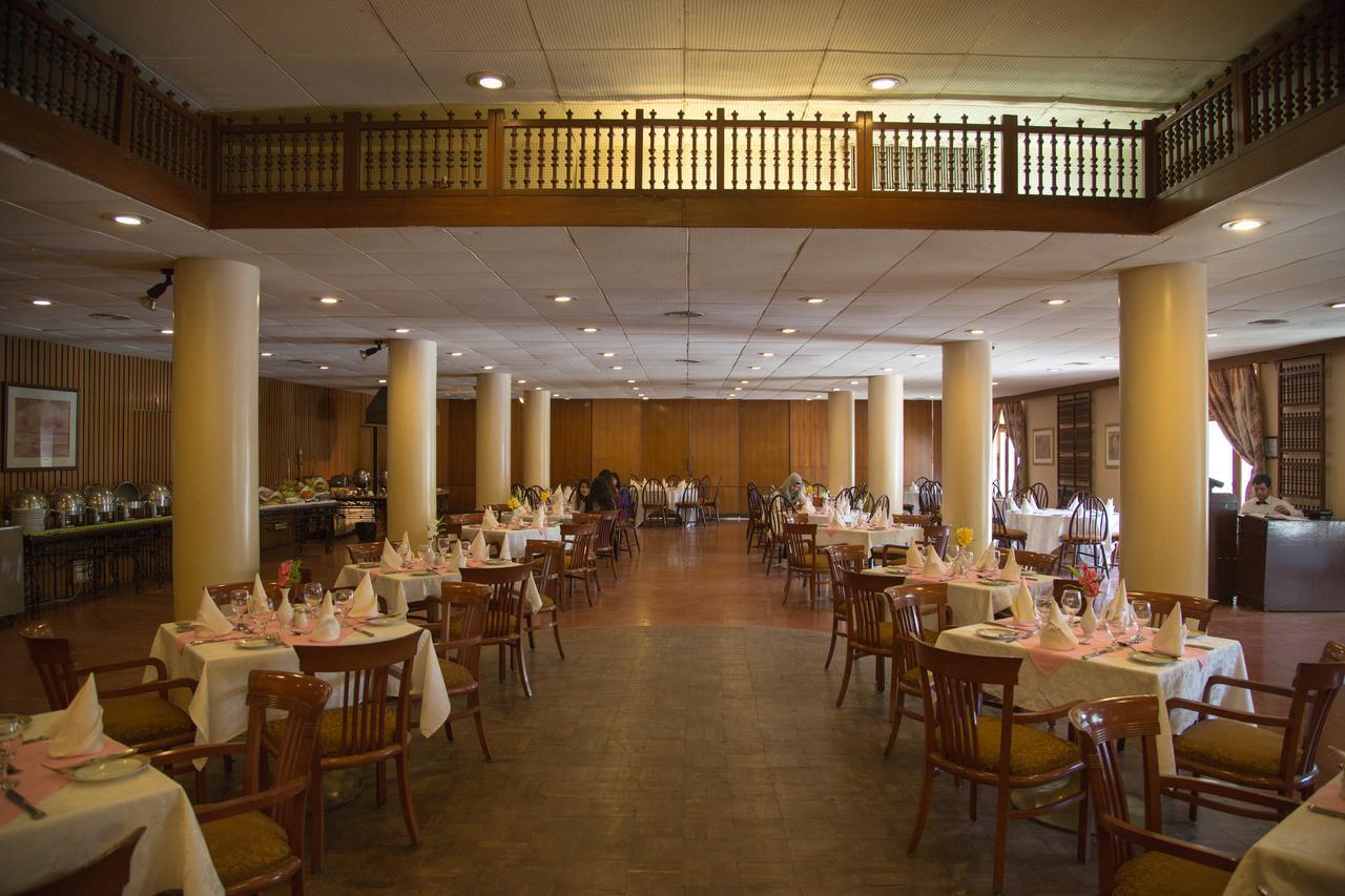 Beach Luxury Hotel Карачи Екстериор снимка
