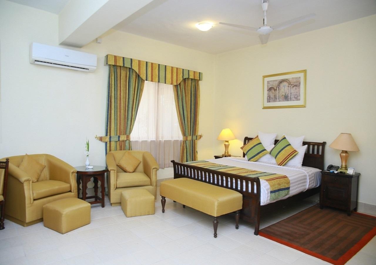 Beach Luxury Hotel Карачи Екстериор снимка
